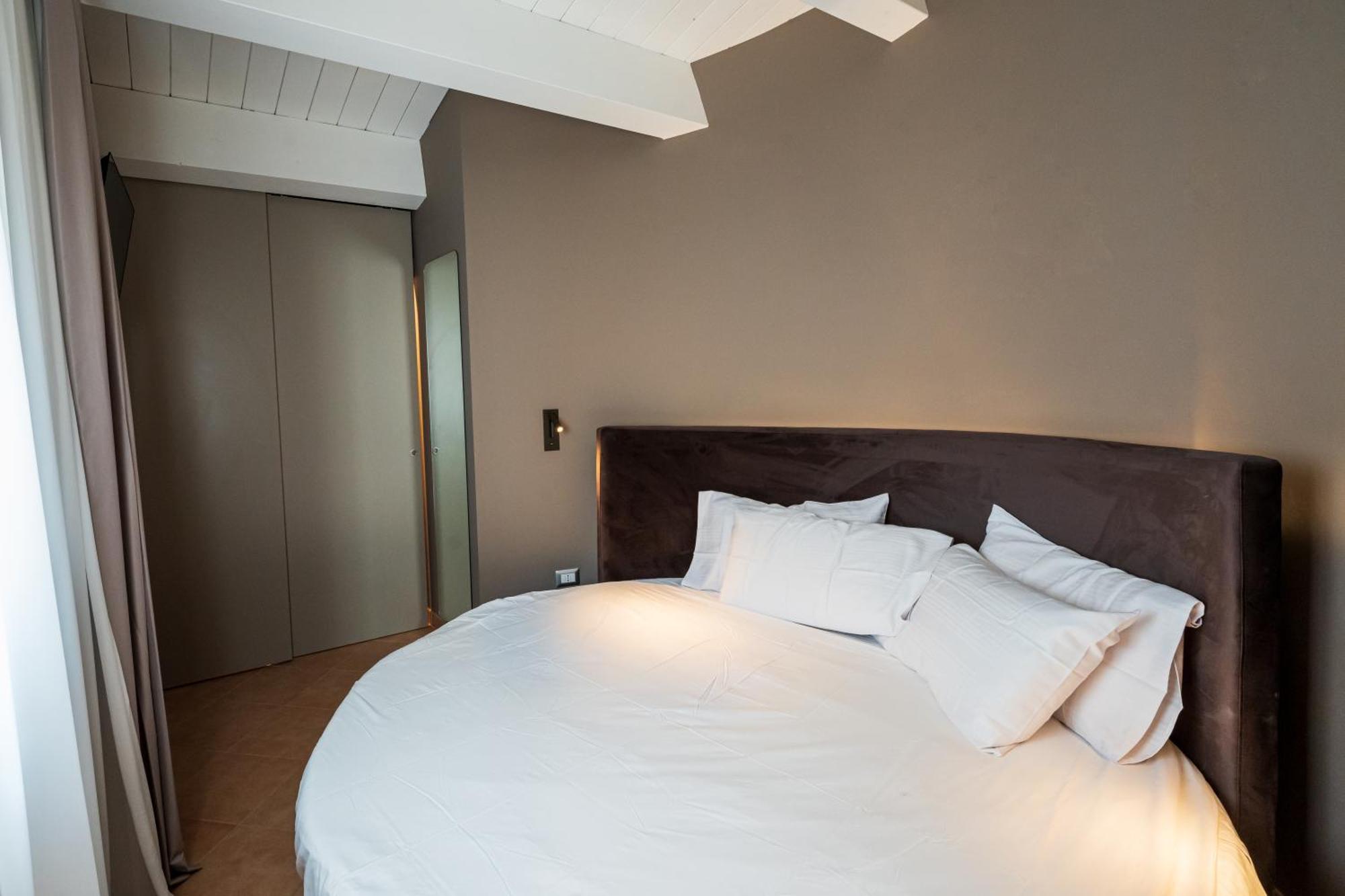 Arcolobello B&B Aparthotel 科拉托 外观 照片