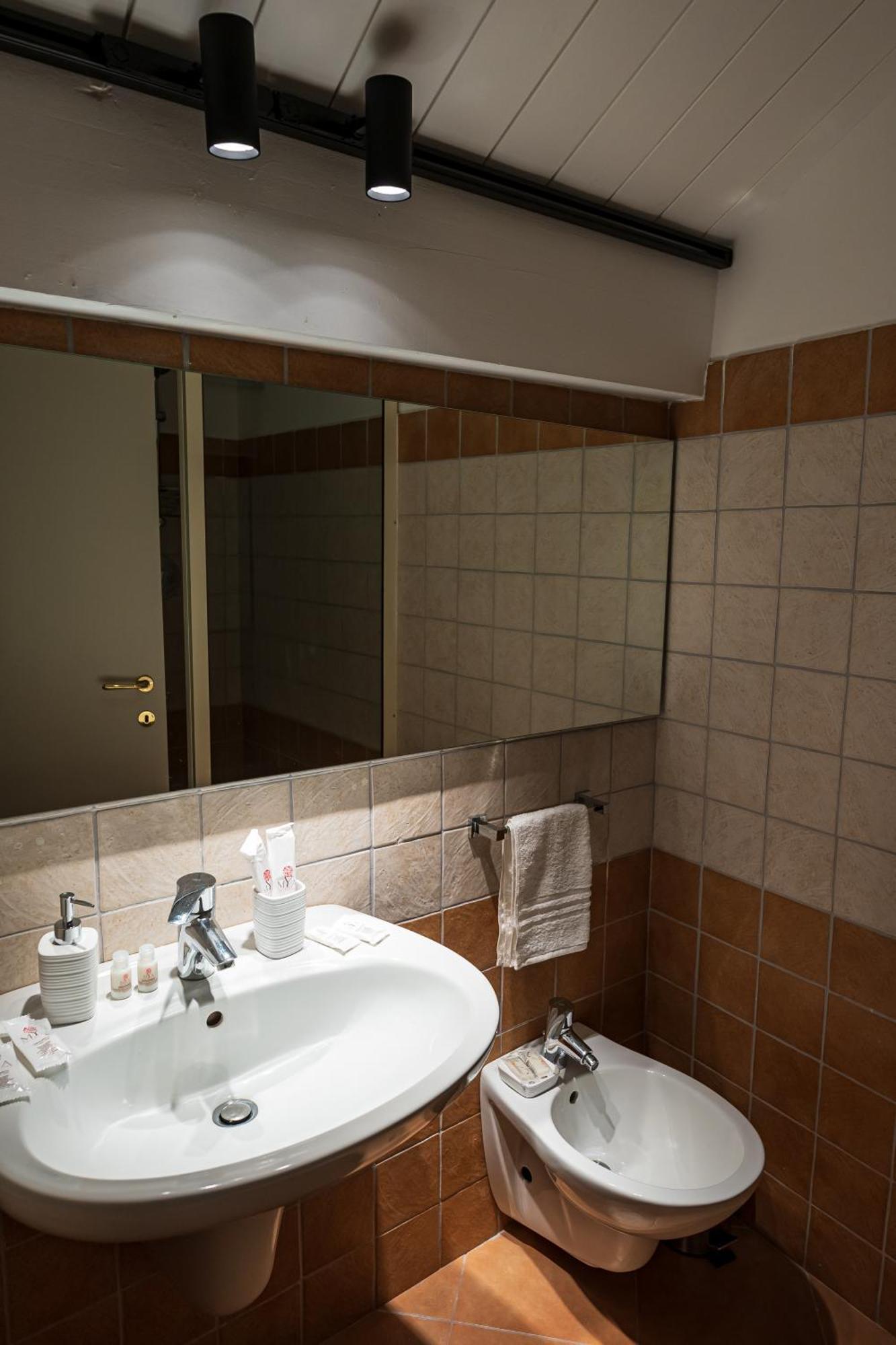 Arcolobello B&B Aparthotel 科拉托 外观 照片